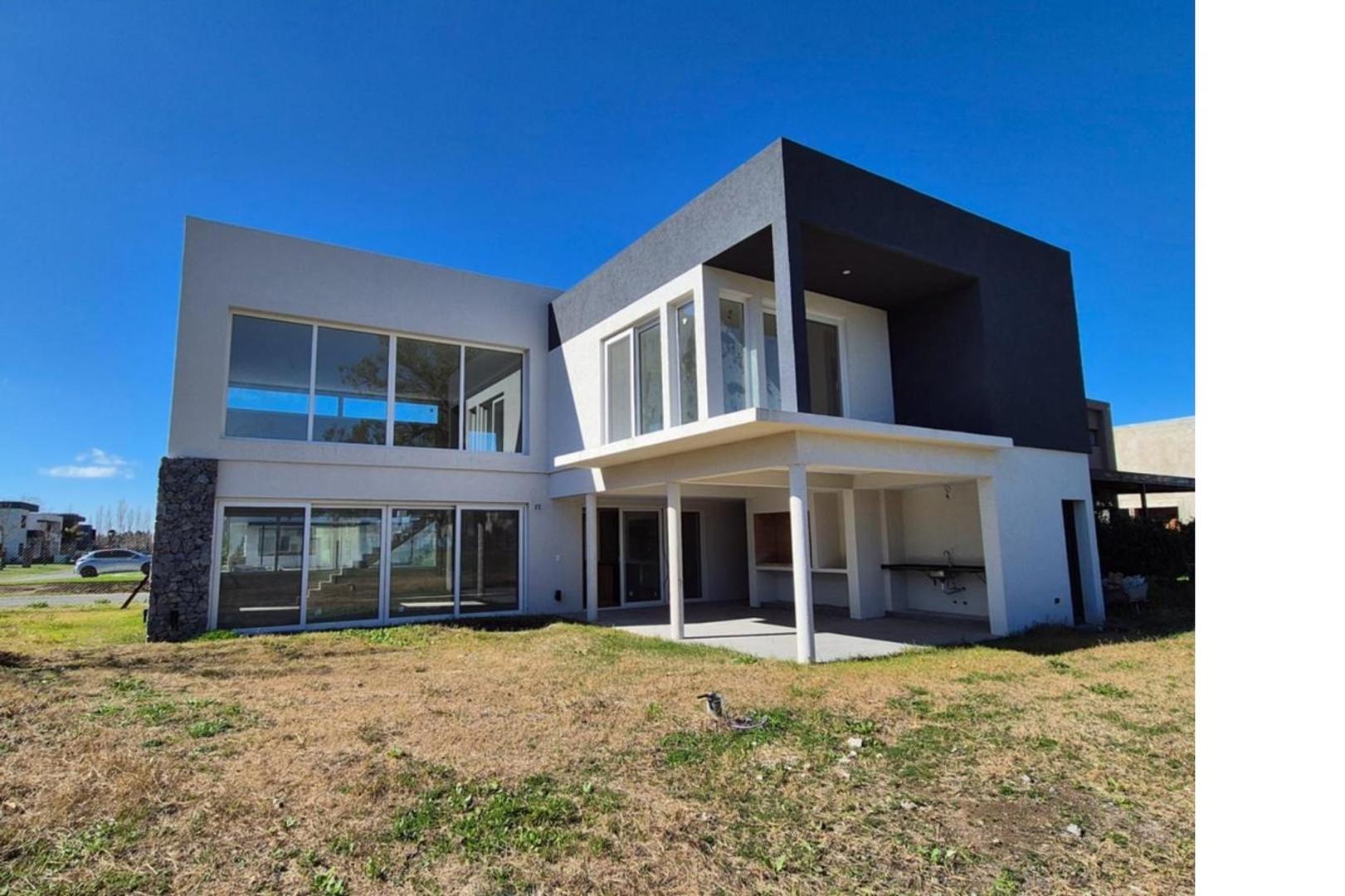 Lagoon Pilar casa en venta - CUAN PROPIEDADES