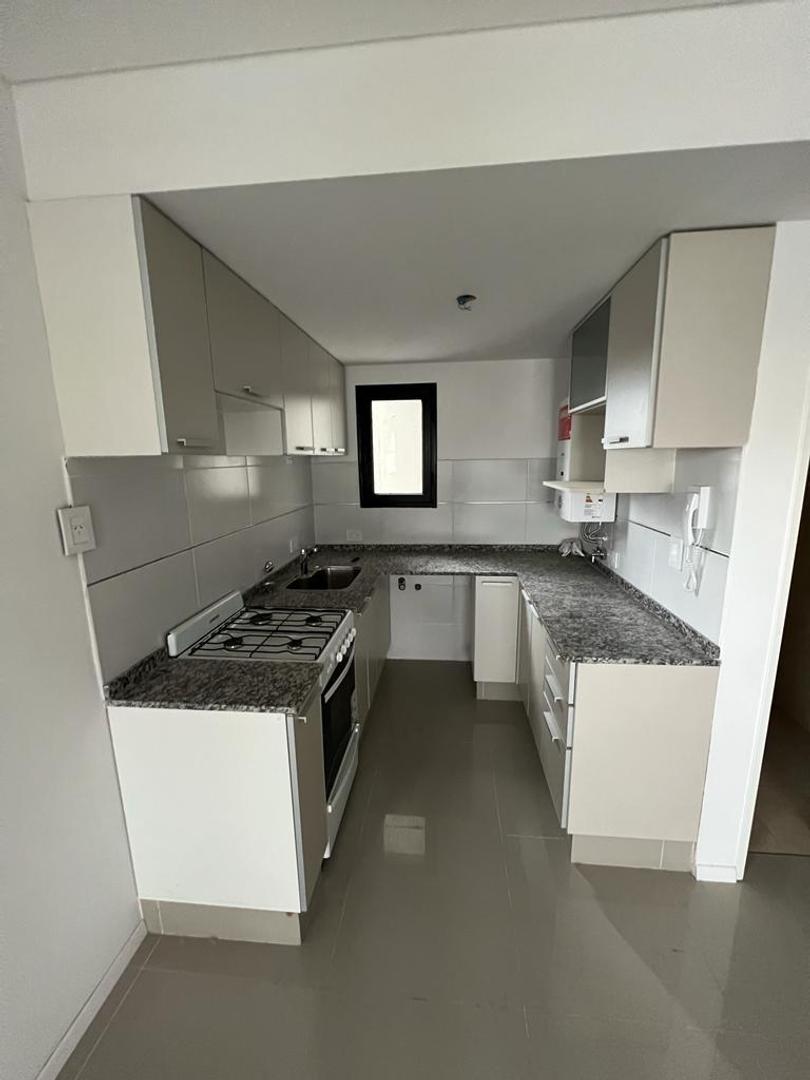 Departamento en Alquiler en Echesortu, USD 800