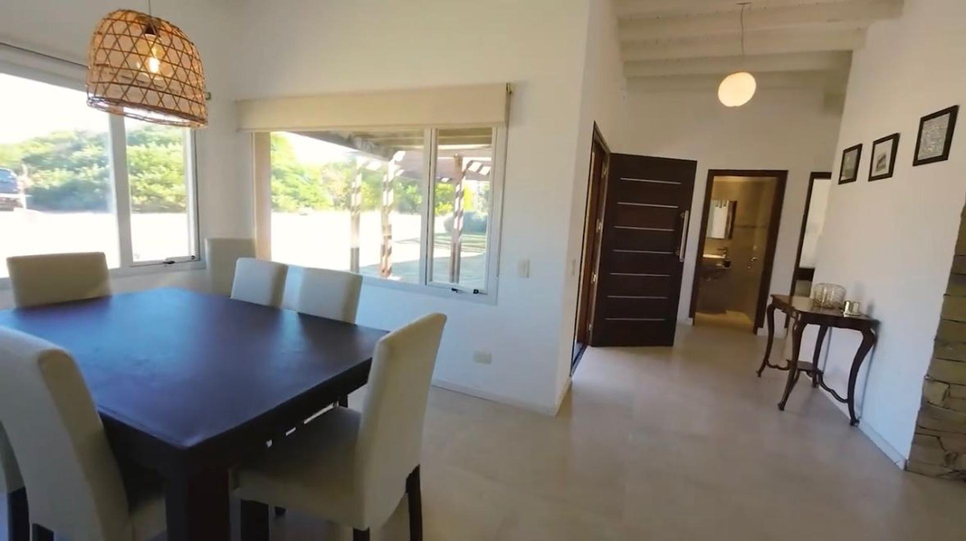 Venta casa en Costa Esmeralda