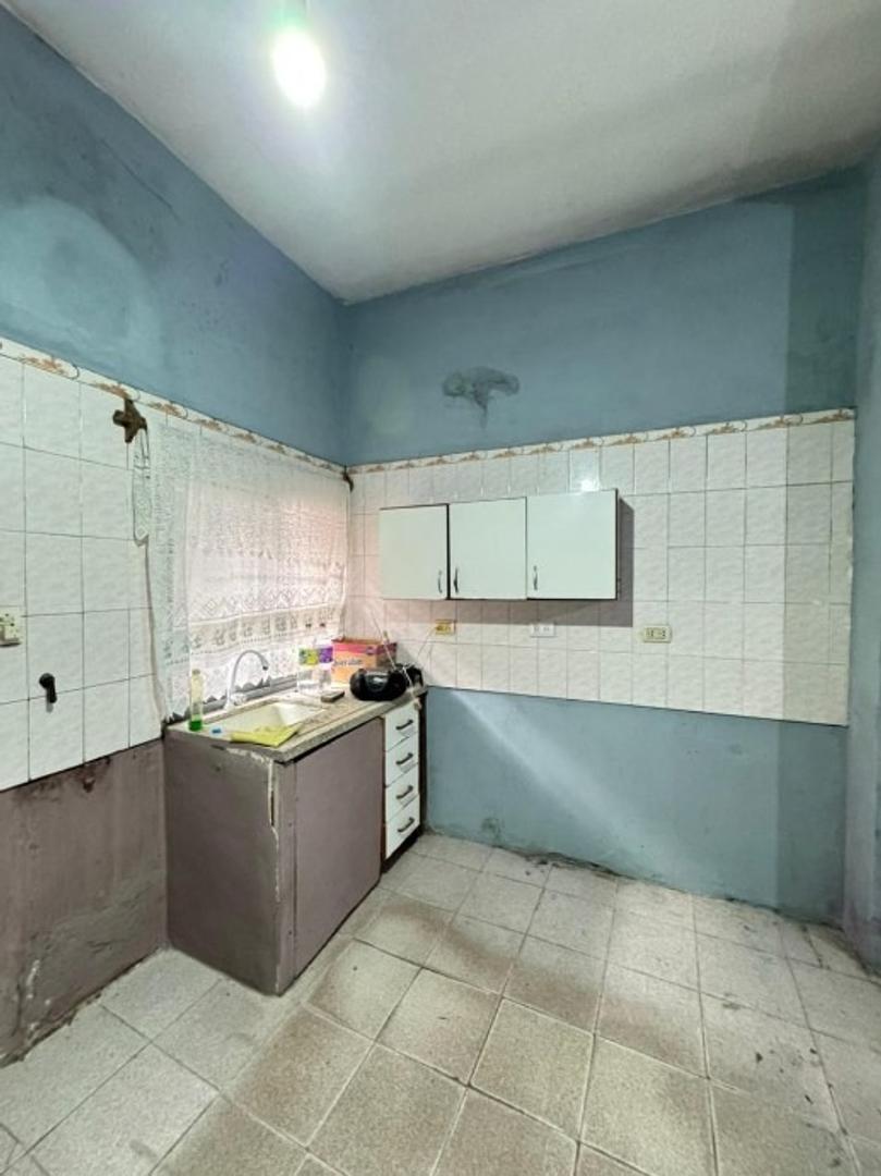 CASA EN VENTA BARADERO 4252 VILLA DOMINICO INMUEBLE PARA DOS