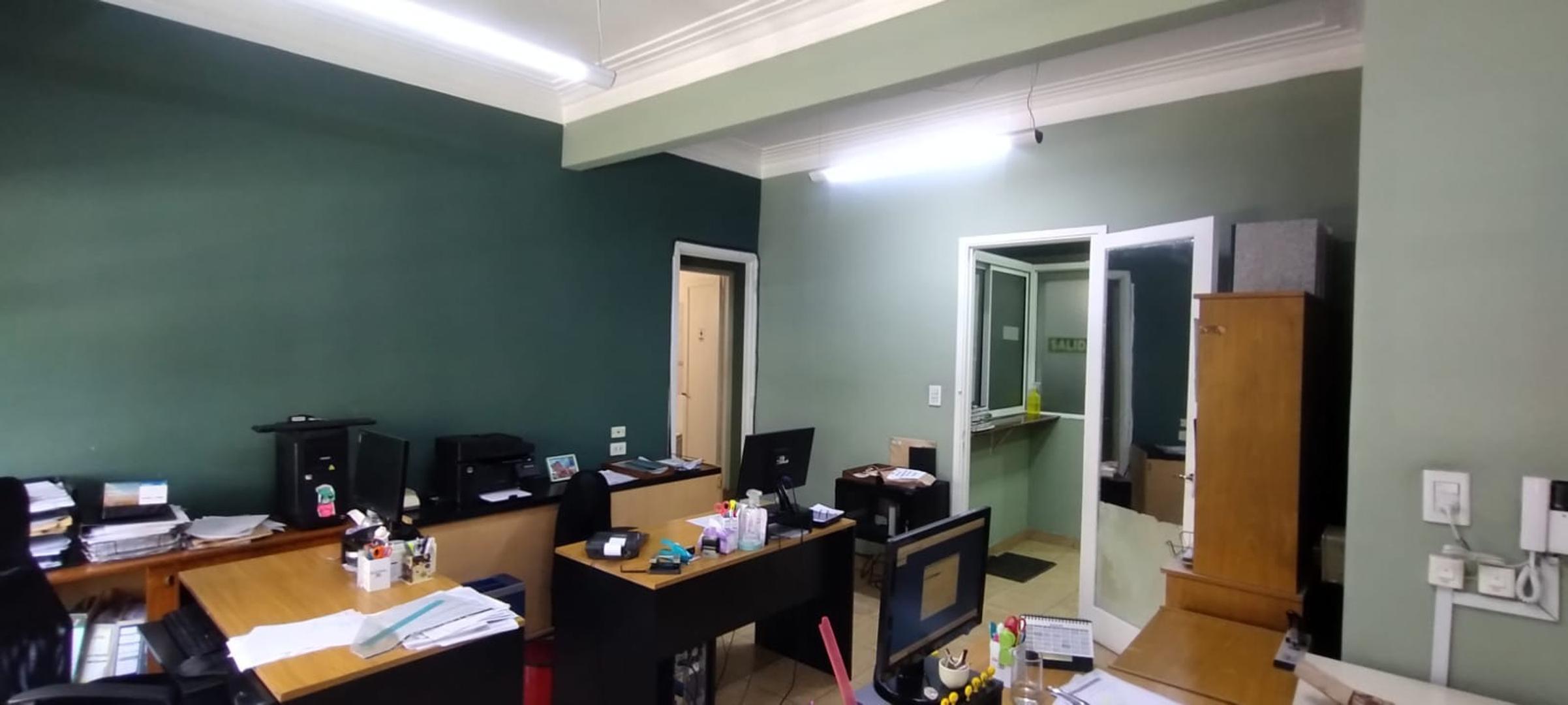 Oficina en Venta 50 años