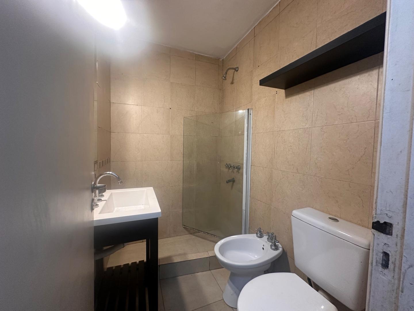 Depto Tipo Casa en Alquiler de 1 dormitorio