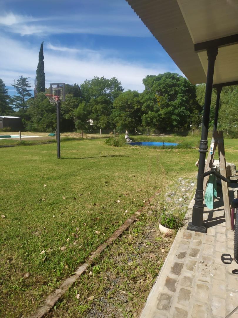 VENTA CASA DE DOS AMB, PUEBLO TRES SARGENTOS CARMEN DE ARECO
