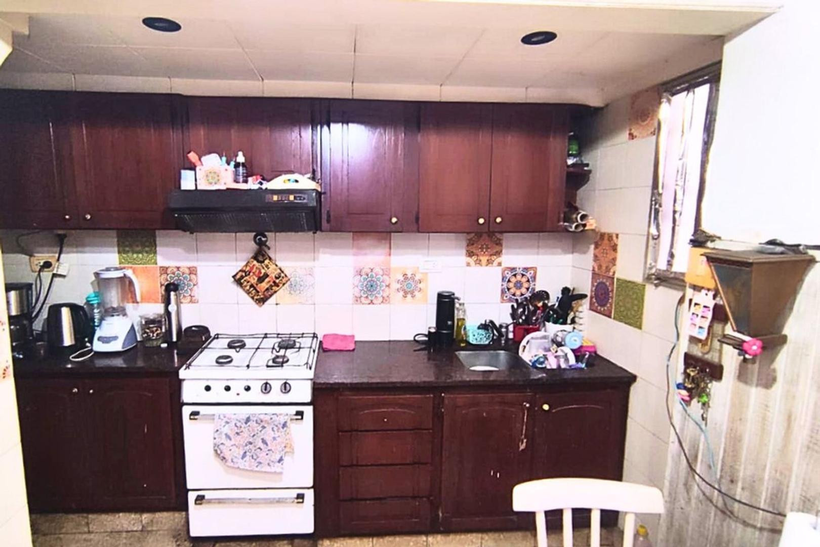 VENTA CASA 4 AMBIENTES LANUS ESTE