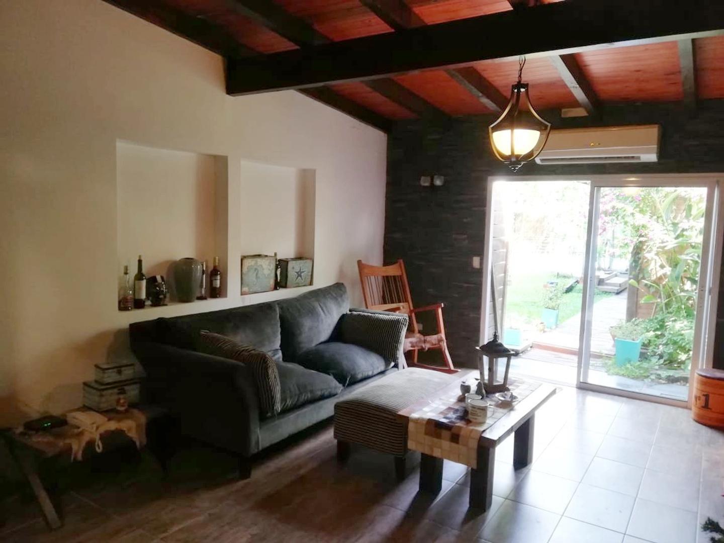 Casa en Venta en Barrio el Cazador, USD 165.000