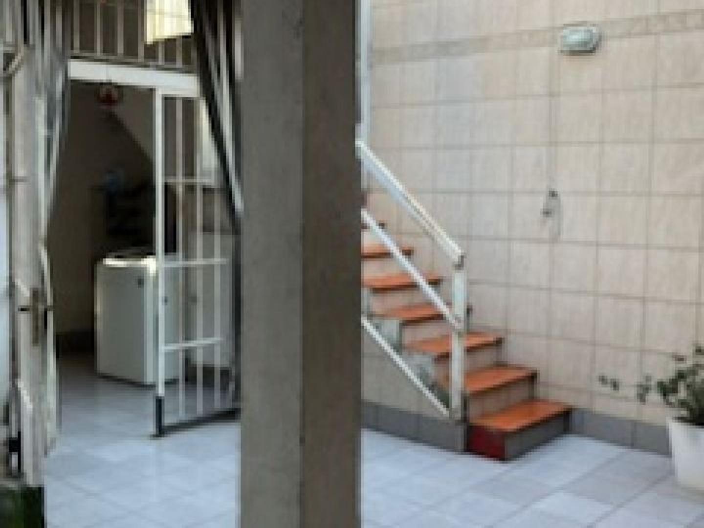 HARDING 1004 , Piso 0