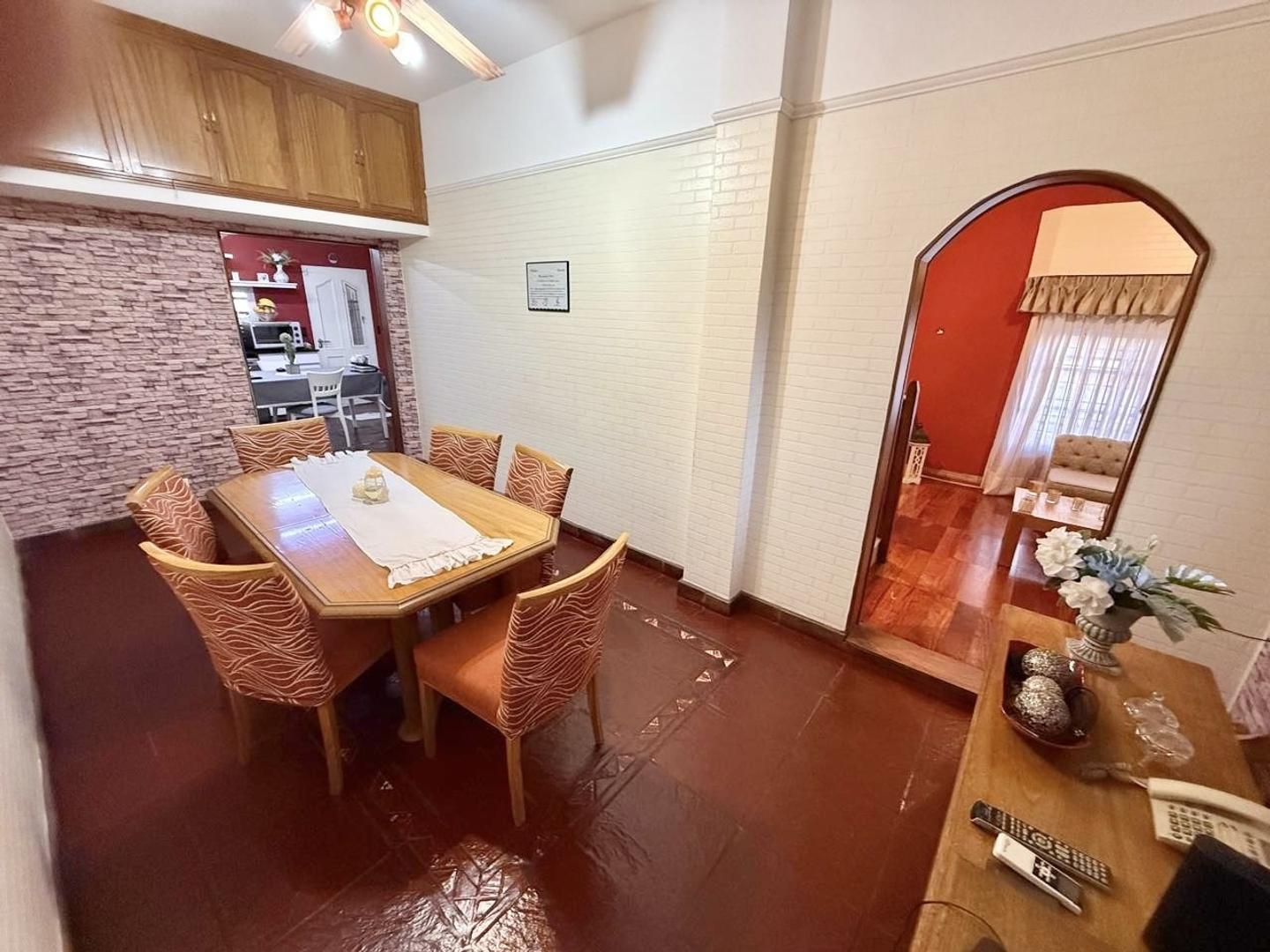 Casa en Venta en Castelar Sur, USD 198.000