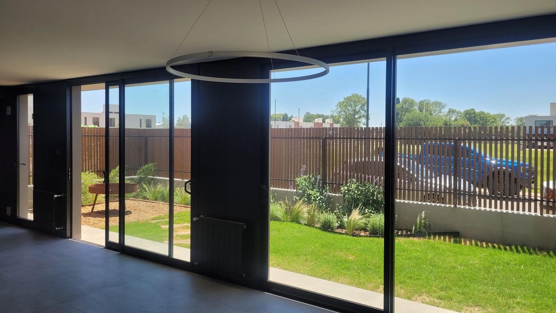 Depto Tipo Casa en Venta de 4 ambientes