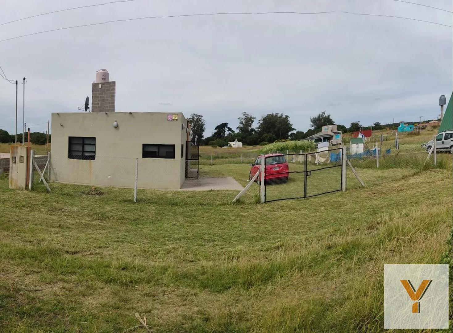Casa en venta - 2 Dormitorios 1 Baño - Cocheras - 600Mts2 - Mar del Sur