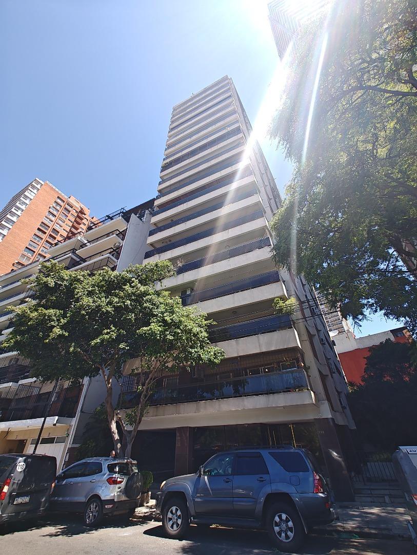 3 Ambientes con Amplio Patio, Quincho y parrilla.