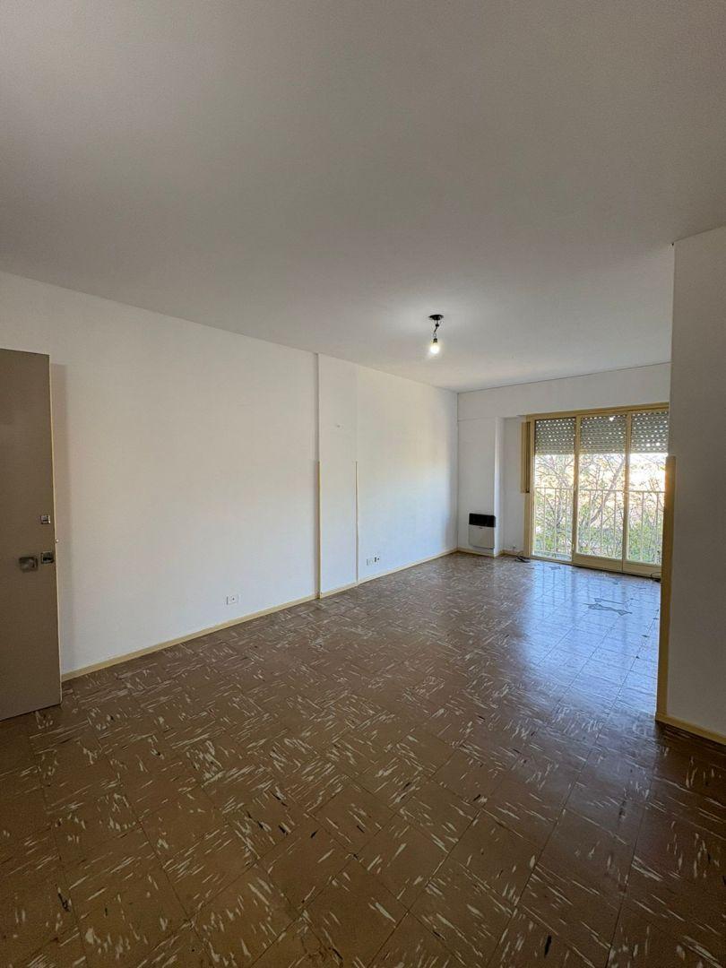 Av. Bartolome Mitre 3500, Piso 3