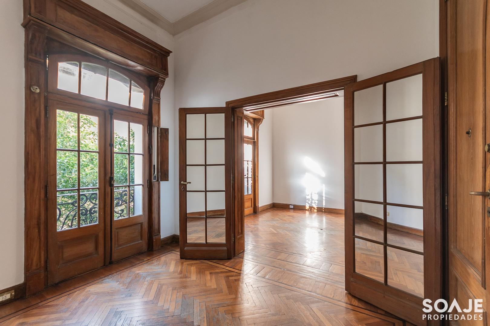 Departamento 5 ambientes con 3 baños