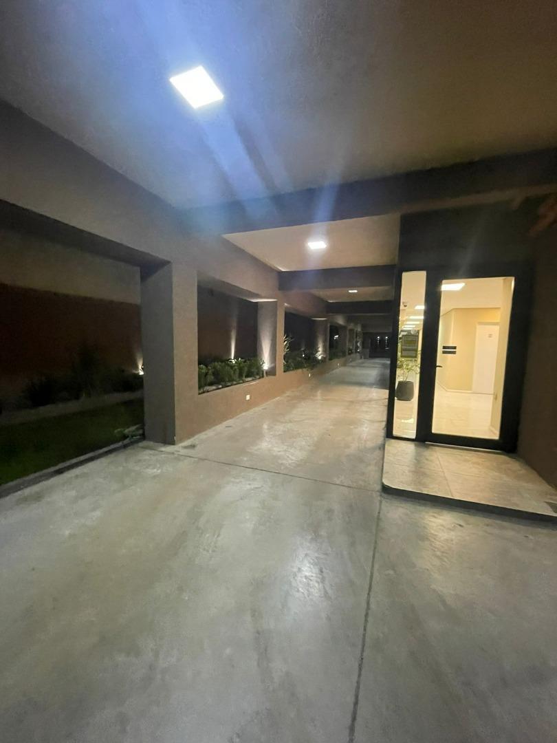 Cochera en Los Tilos 2 Ituzaingo