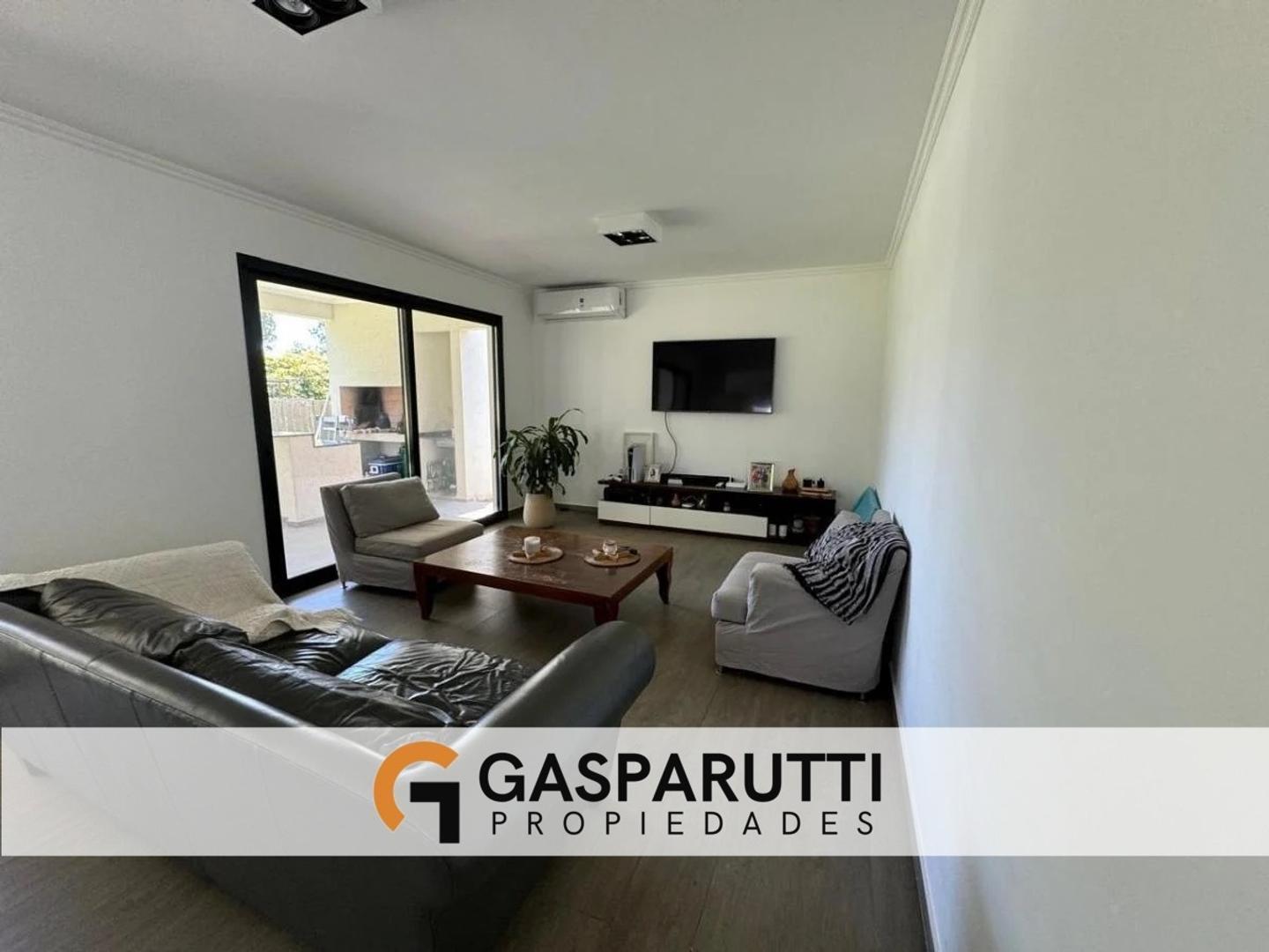 Casa en Venta al Oeste