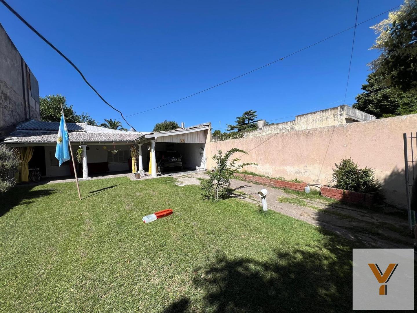 Casa 3 ambientes con 1 baño