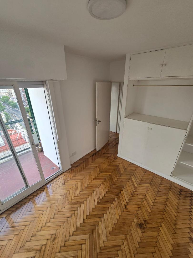 San Martin 2800, Piso 9