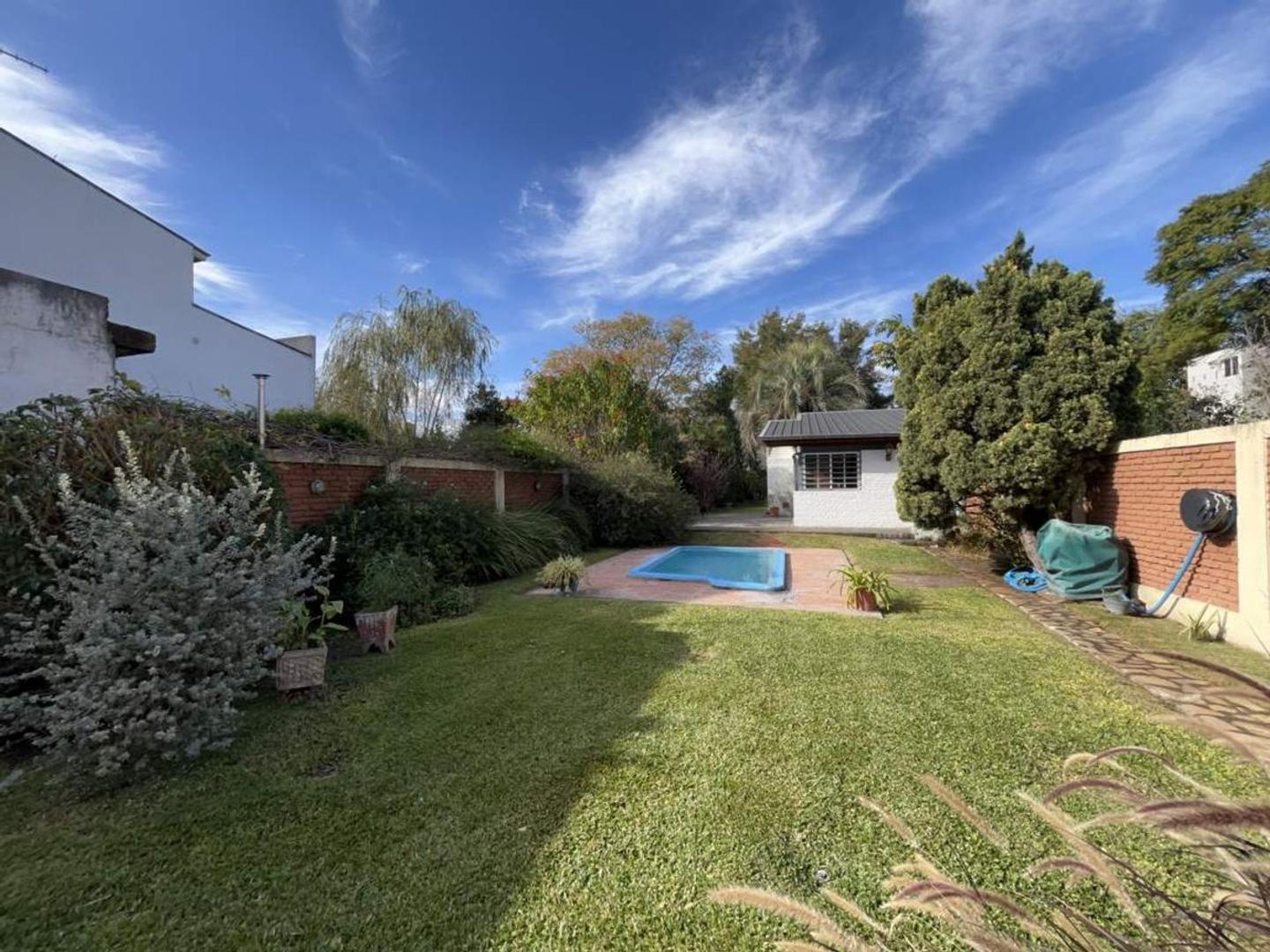 VENTA CASA 4 AMB MARTÍN CORONADO PILETA Y JARDÍN