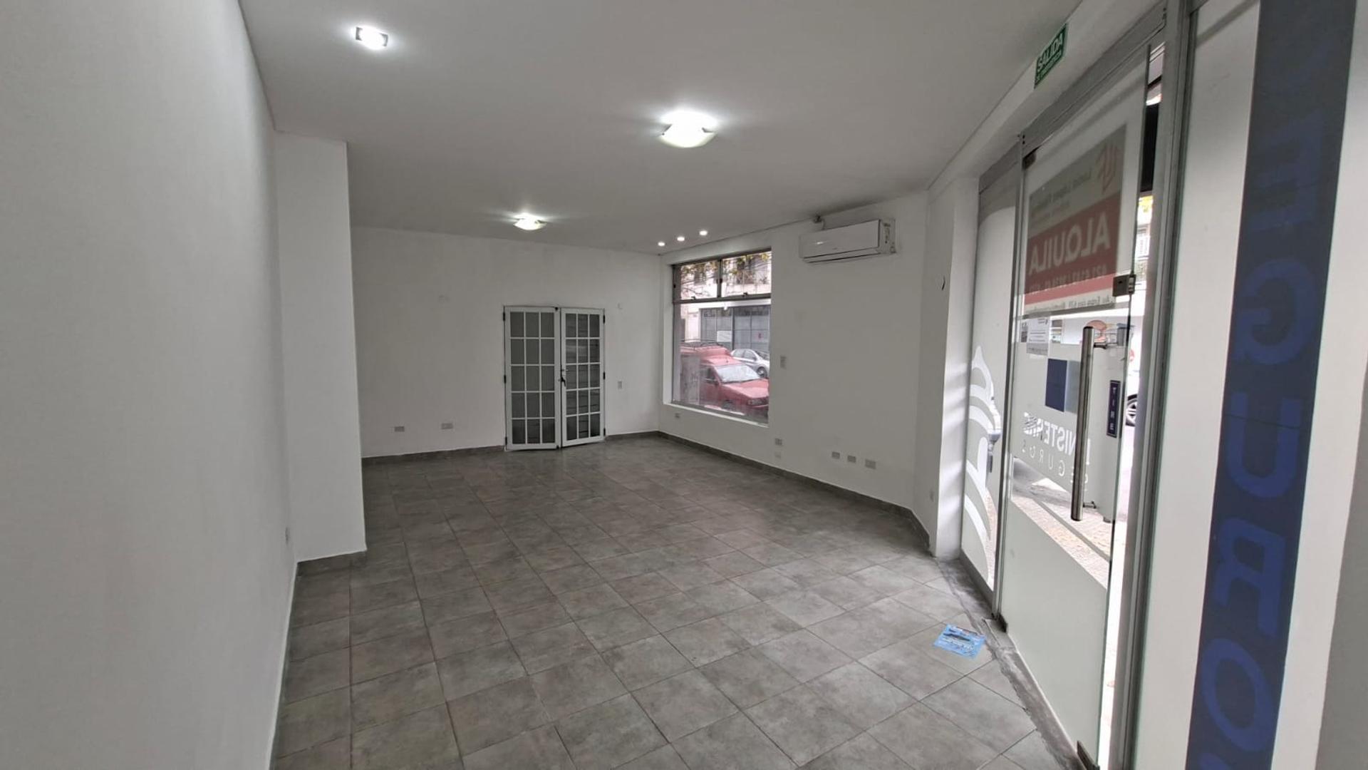 Oficina en Alquiler en Zona Centro, $ 1.000.000