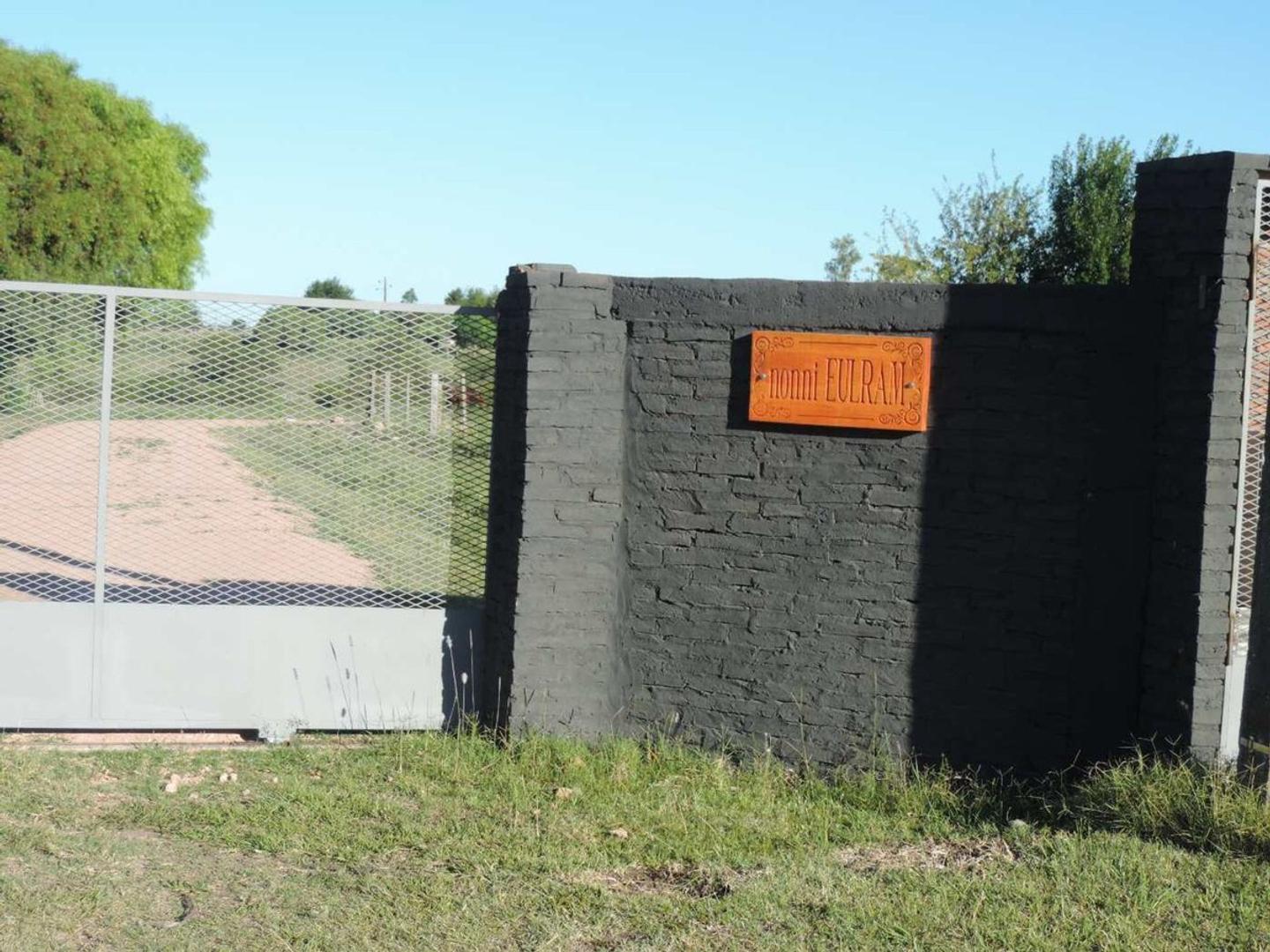 Avenida Enrique Chaplin 2500