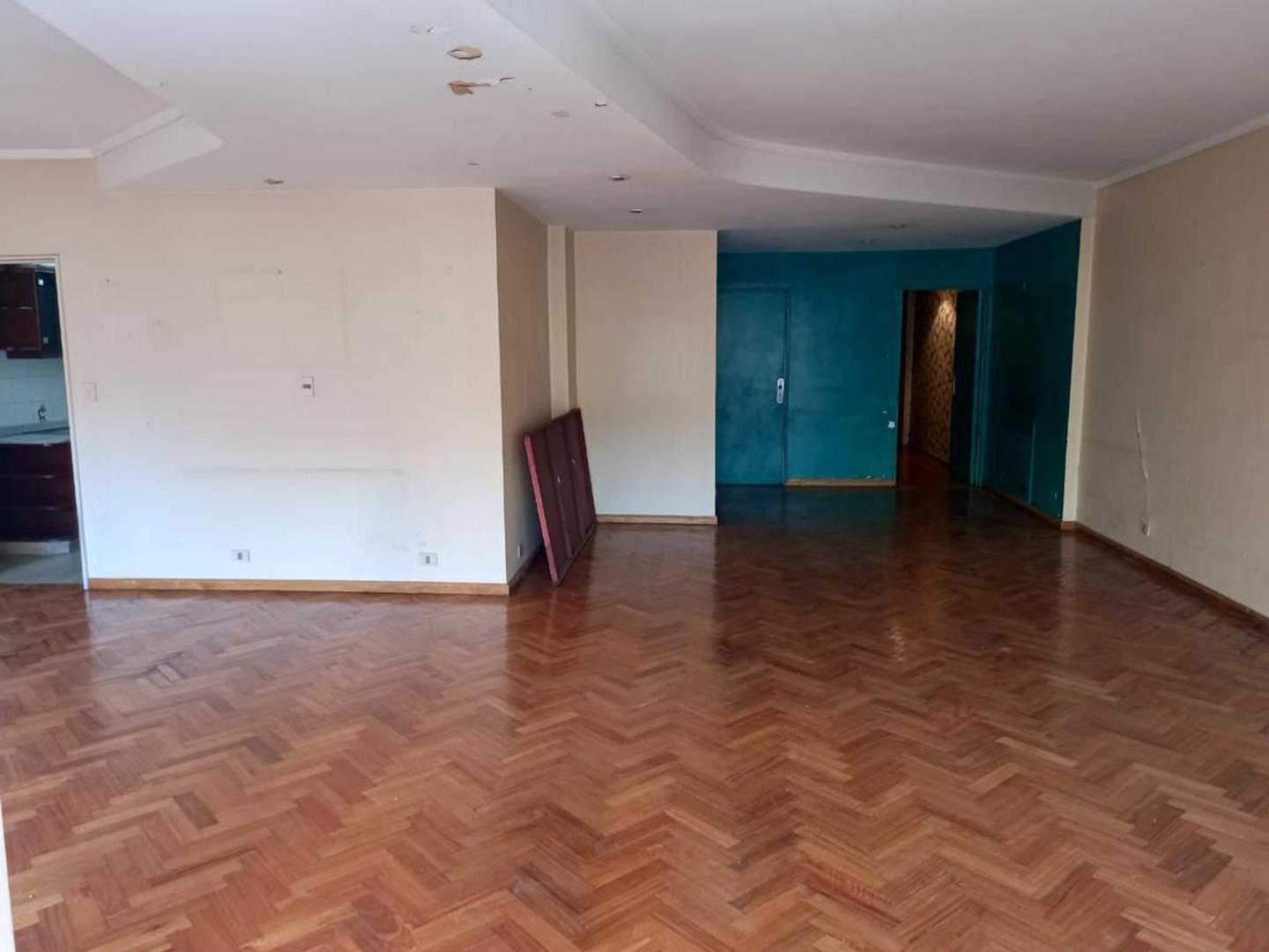 Departamento 5 ambientes con 3 baños