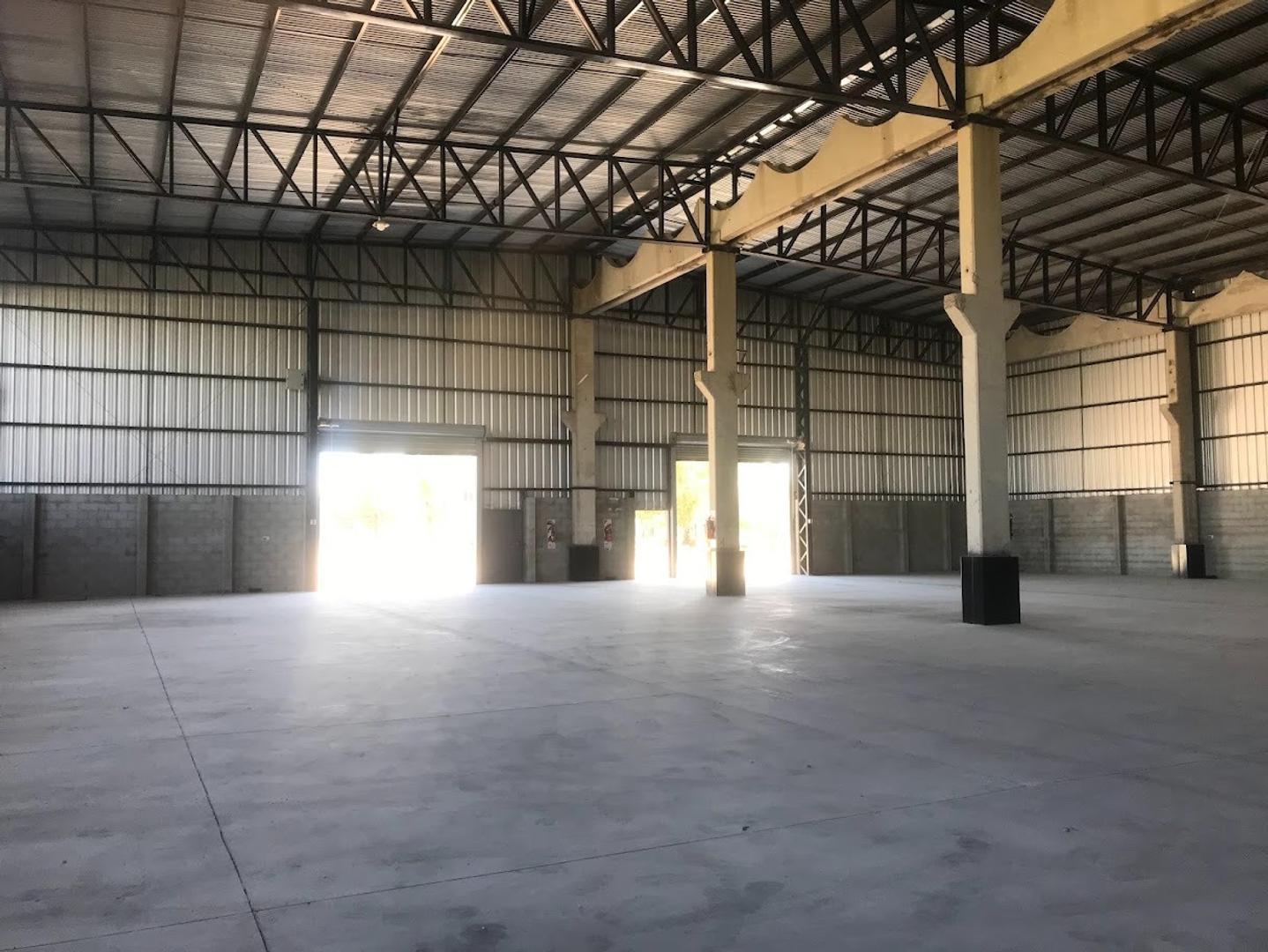 Galpon en Alquiler en Villa Parque Santa Ana, USD 7.600