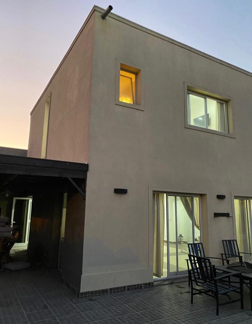 Alquiler Casa Pilar Del Este Santa Guadalupe (5 A)