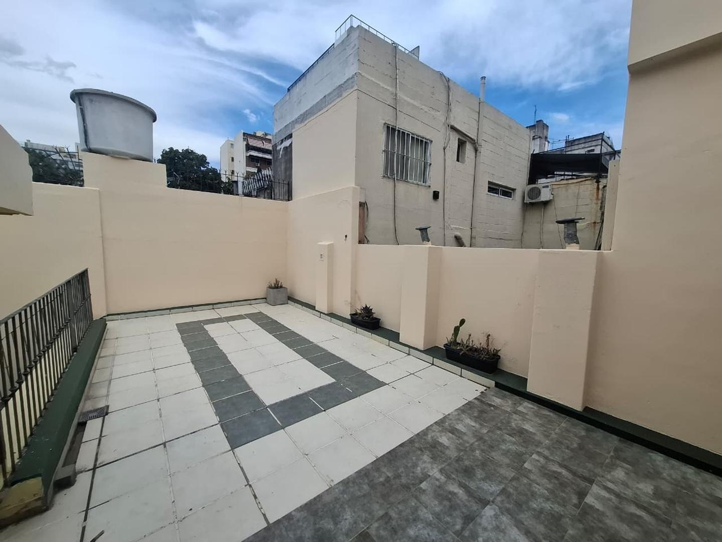Depto Tipo Casa en Venta de 3 ambientes