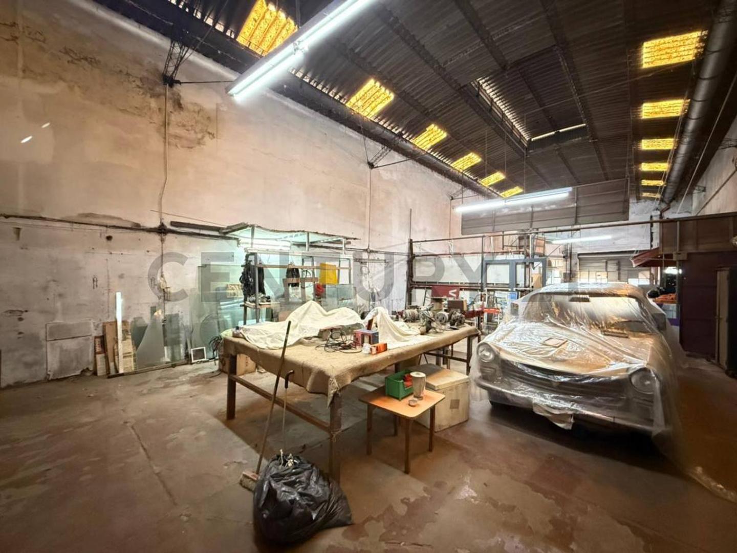 VENTA GALPÓN EN SAN CRISTÓBAL – LOTE 8,66 x 36 – USAB 2 – OPORTUNIDAD DESARROLLO