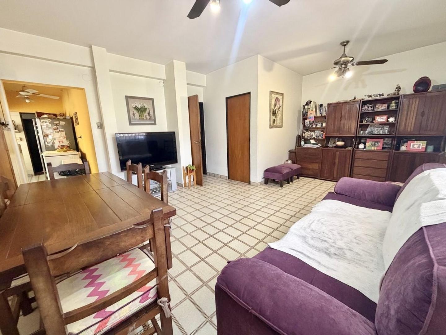 Casa en Venta en Castelar Sur, USD 240.000