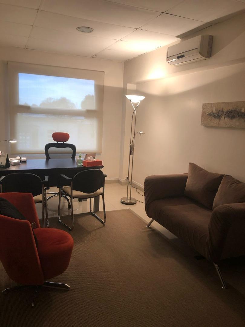 Oficina a la venta en Altos de Hudson 1