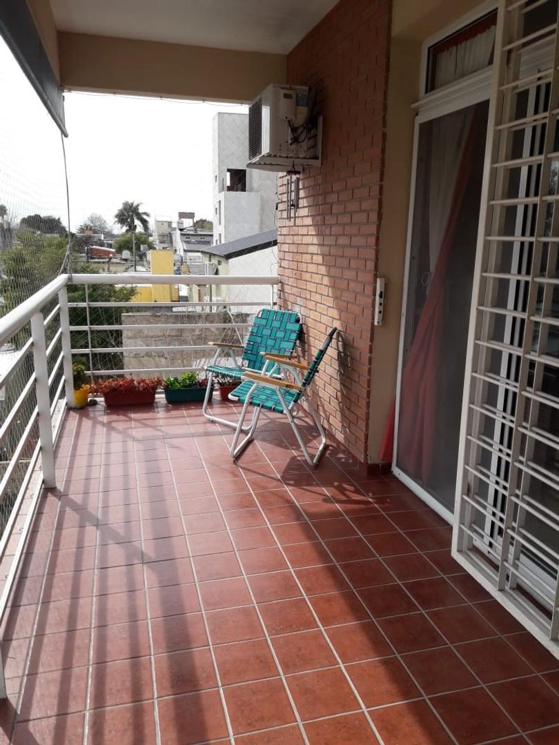 General Paz 681 , Piso 2