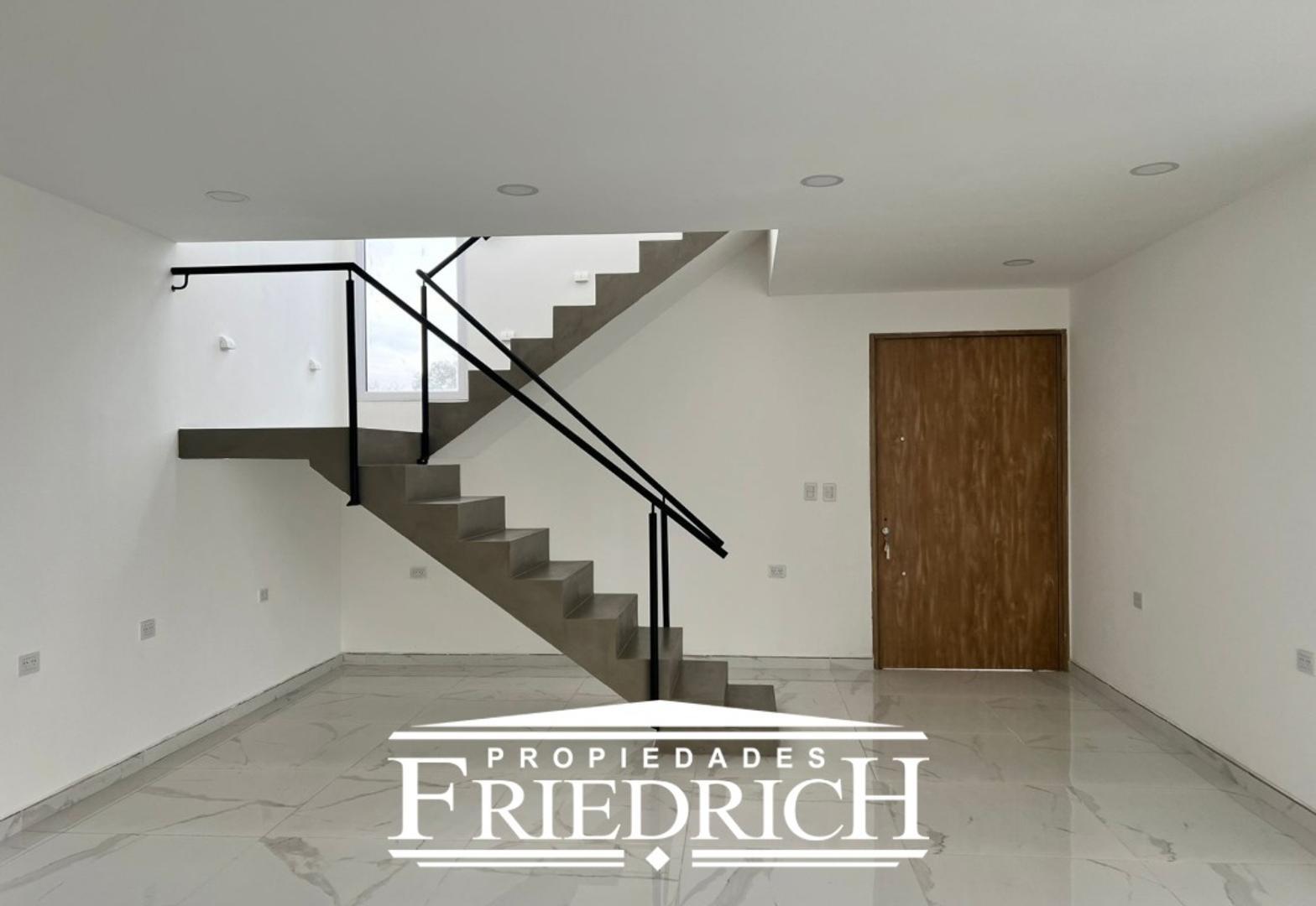 Casa en Alquiler de 3 dormitorios