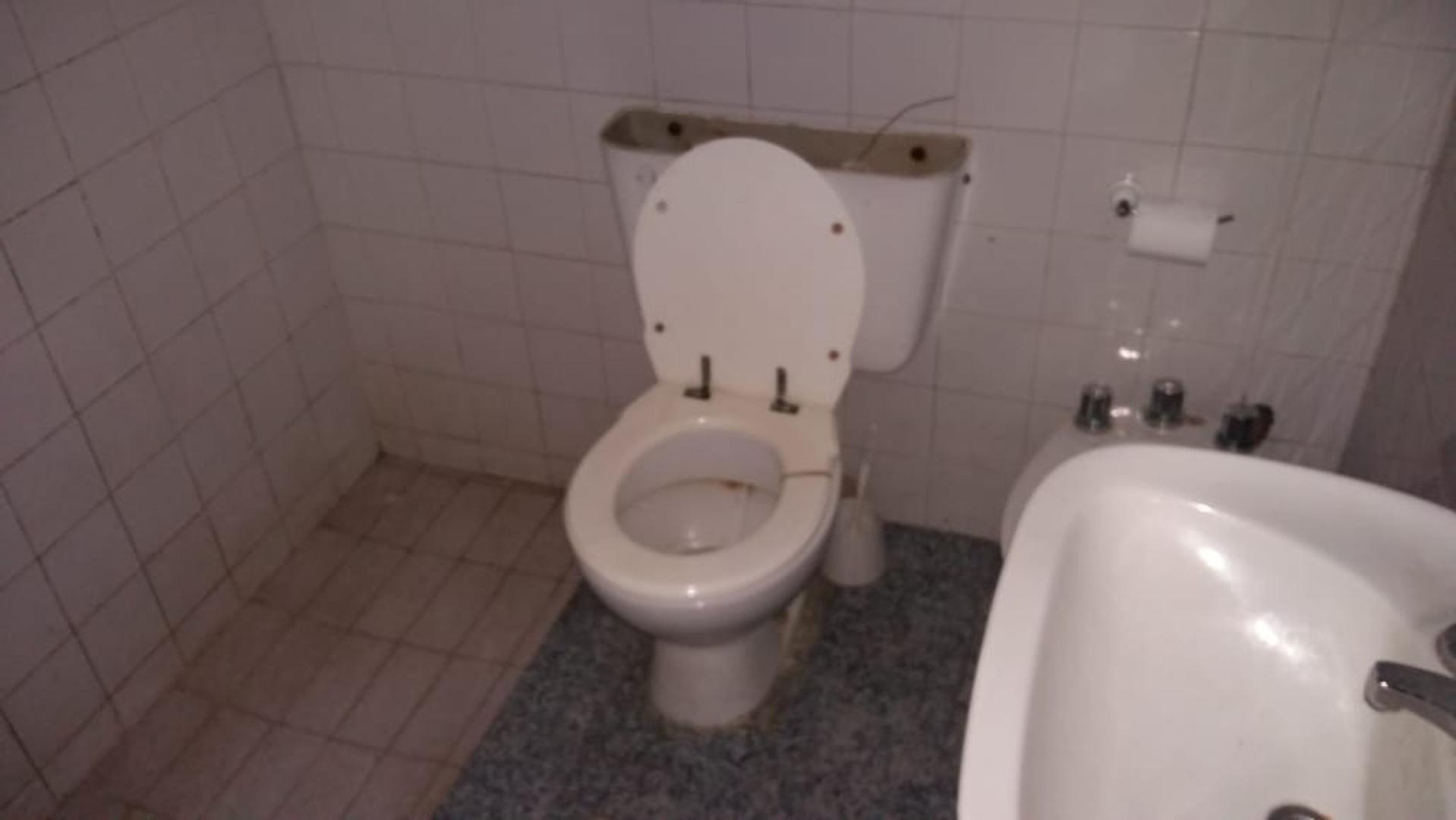 Galpón a la salida de salta Osvaldo dellaqua