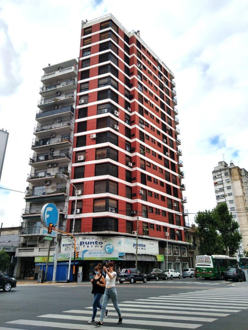 12 De Octubre 16 , Piso 13