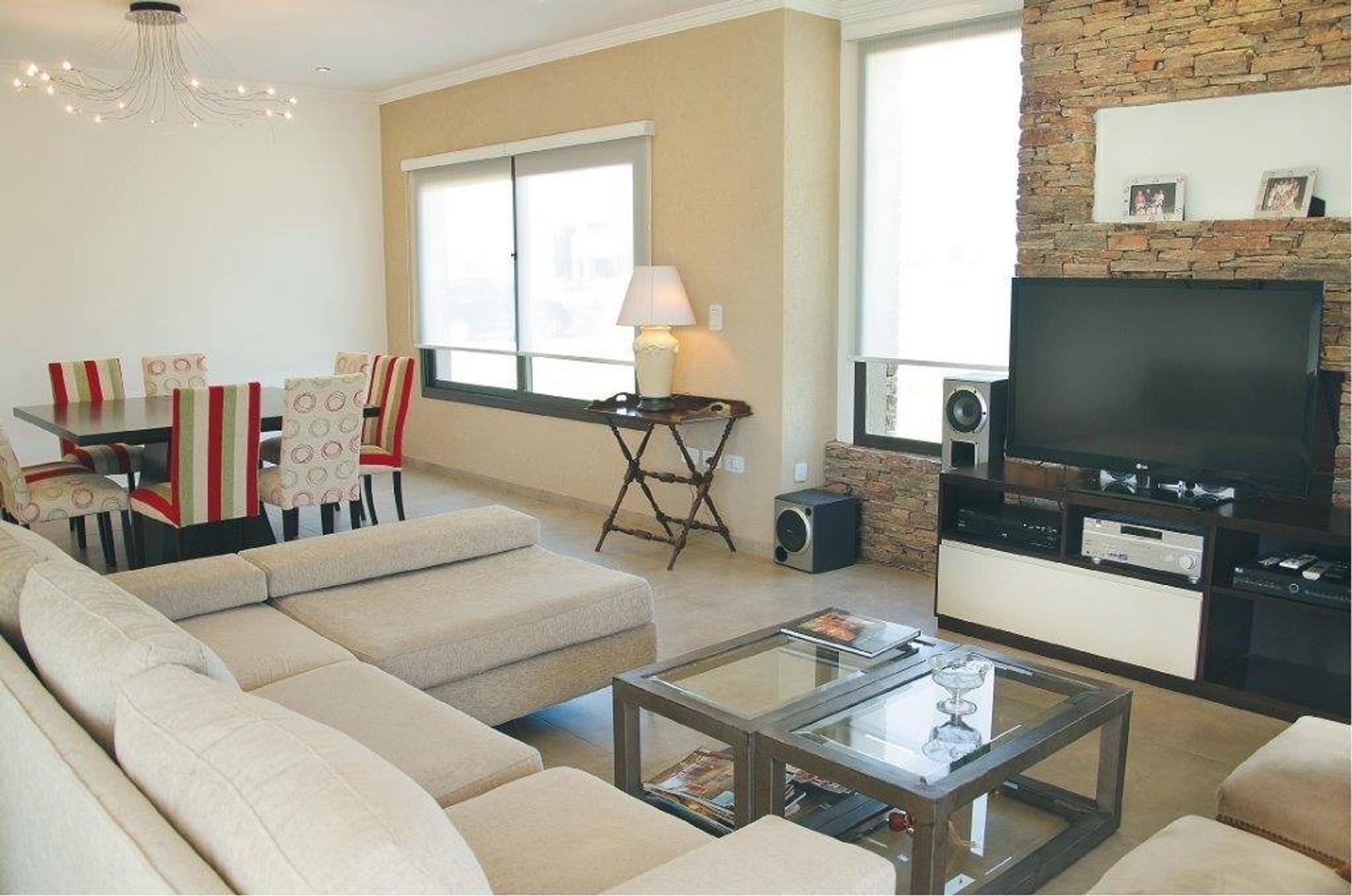 Colectora Norte Acceso Oeste Km 47