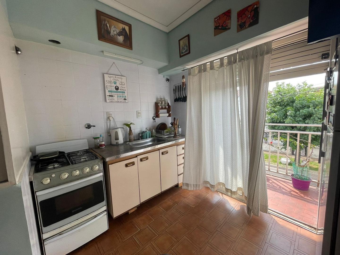 Depto Tipo Casa en Venta en Villa Luzuriaga, USD 70.000