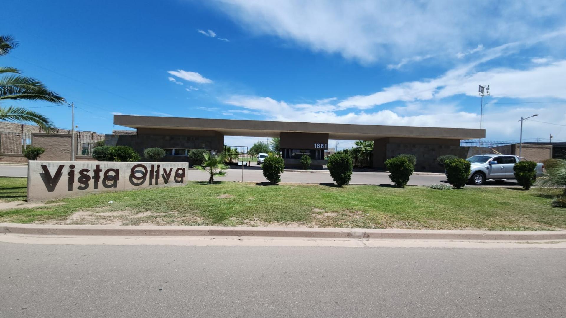 CASA EN BARRIO PRIVADO VISTA OLIVA - MAIPU