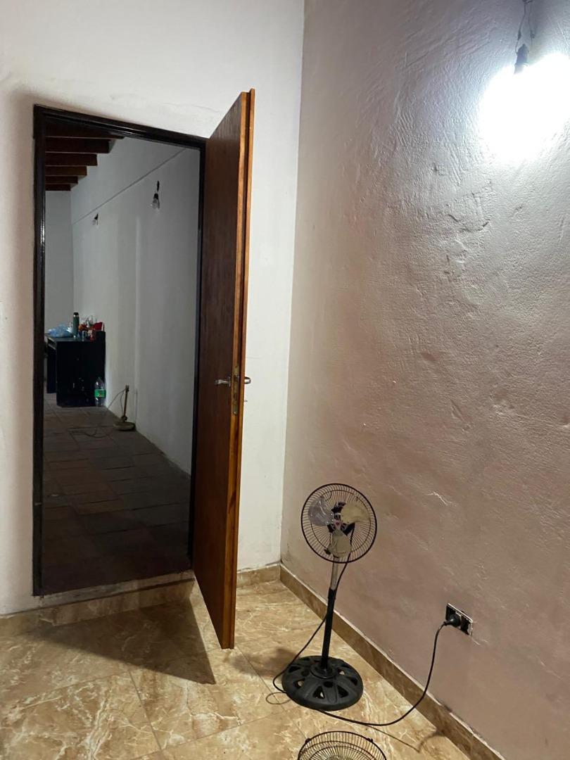 OPORTUNIDAD sobre lote de 355m2 La Reja
