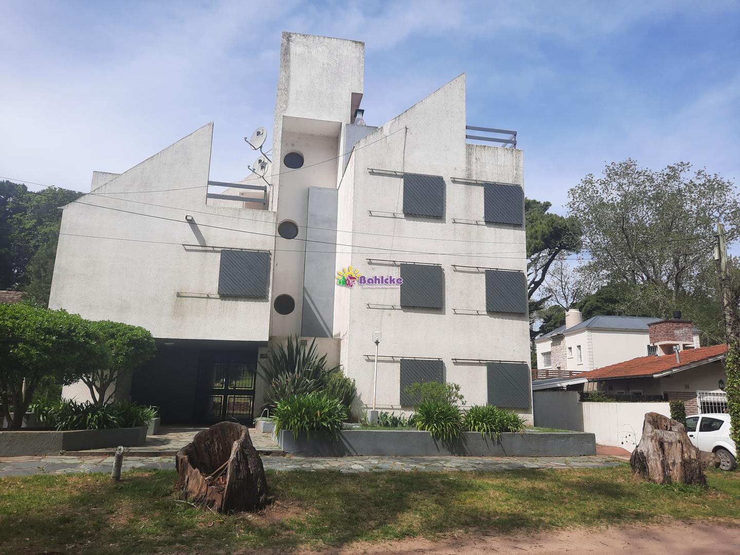 Alquiler depto "Postigones Amarillos" temporada 26.Gesell