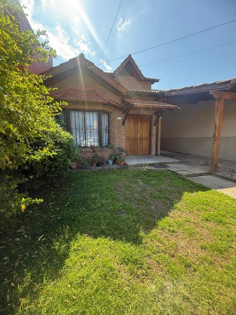 CASA EN VENTA MUÑIZ