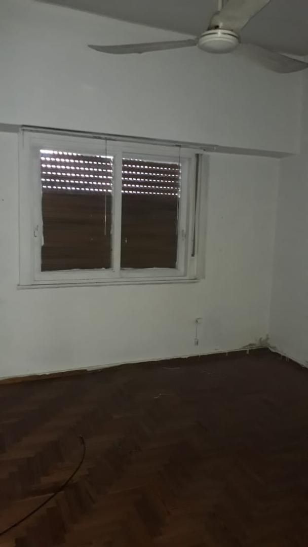 Depto Tipo Casa en Venta en Moron, USD 115.000
