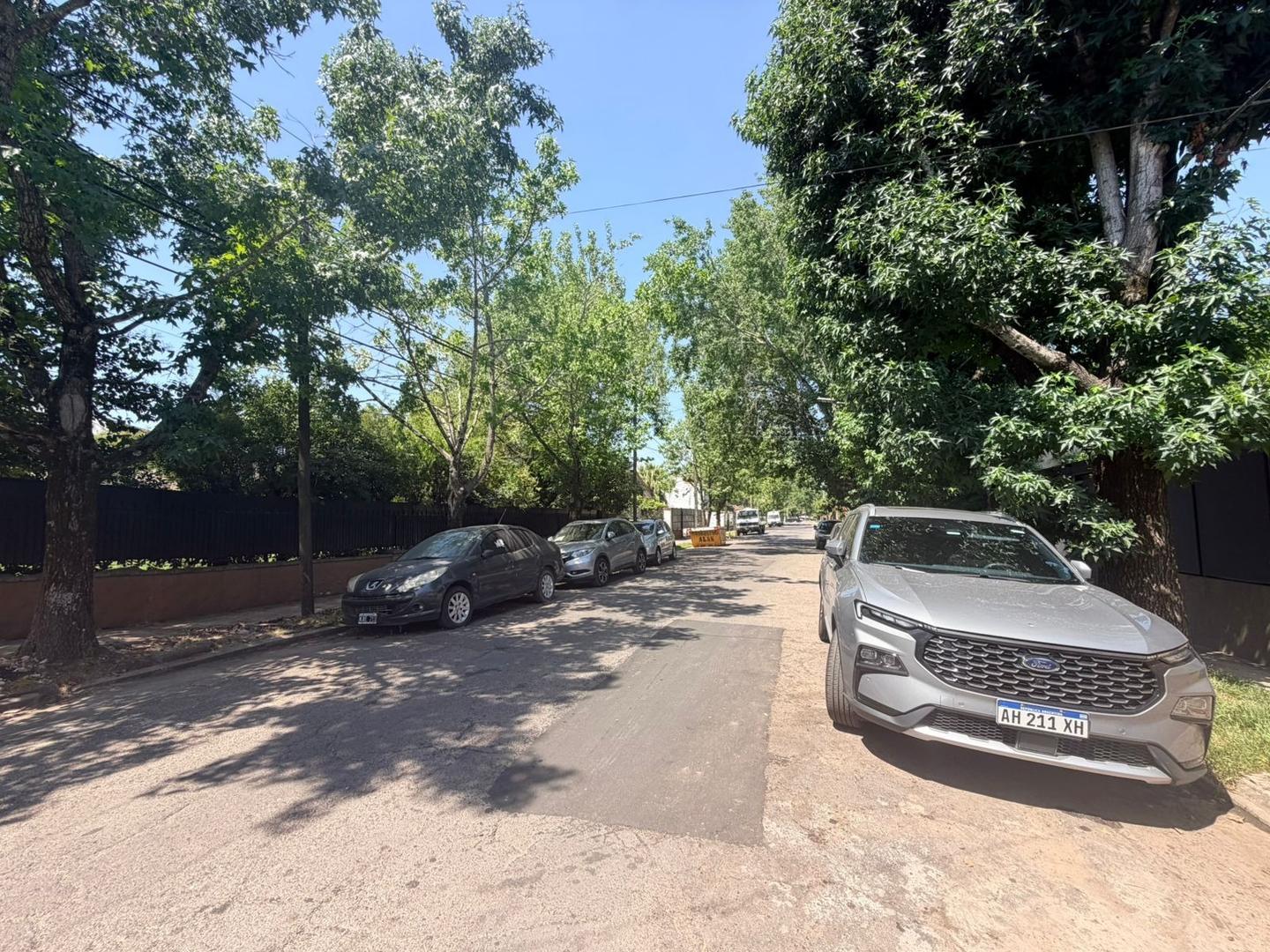 Terreno de 315 metros con pileta.