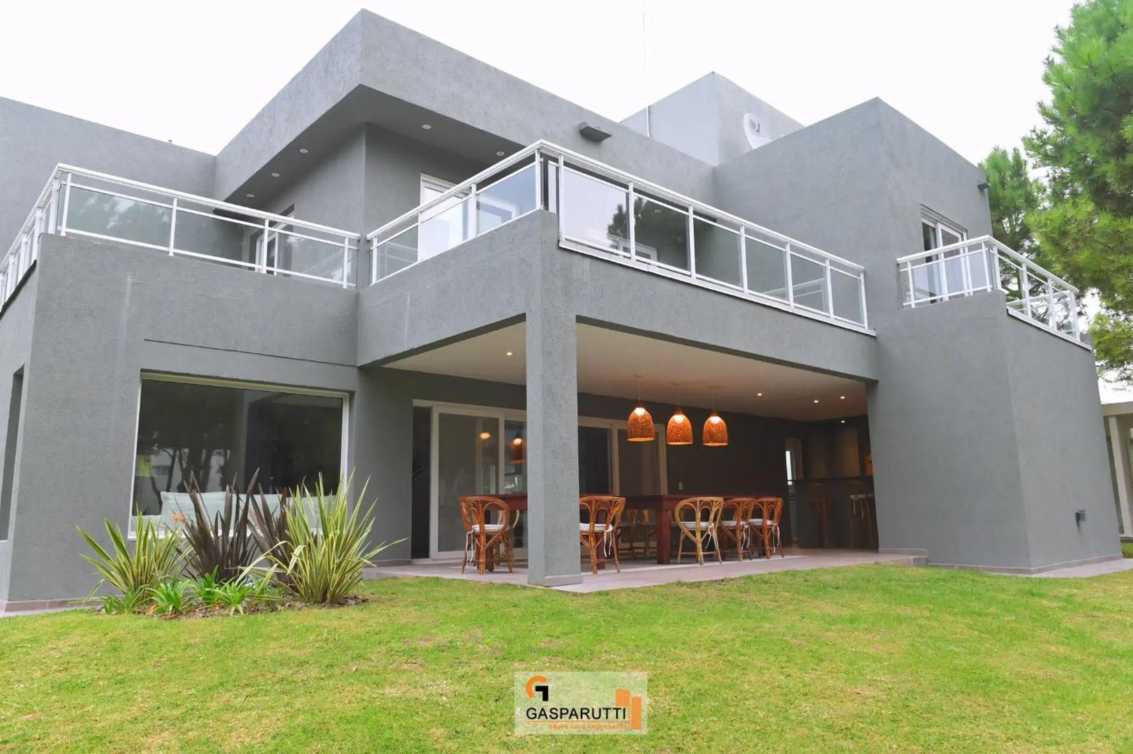 Casa en Venta en Barrio Cerrado Costa Esmeralda, USD 380.000