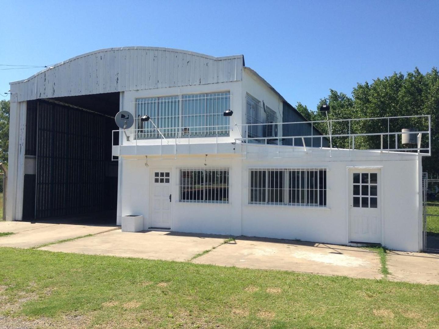 Predio de 5.000m2 con Galpón y Oficinas