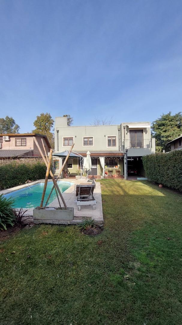 Casa en venta - Impecable - Haras Miryam