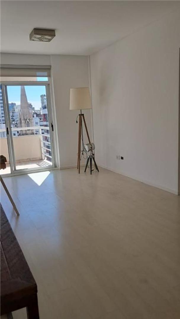 Departamento en Alquiler con 1 cocheras