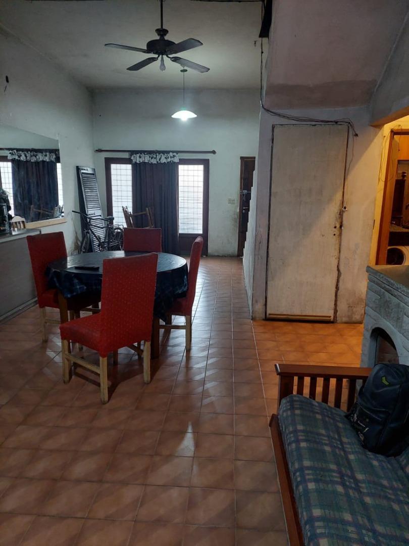 CASA PARA DOS FAMILIAS