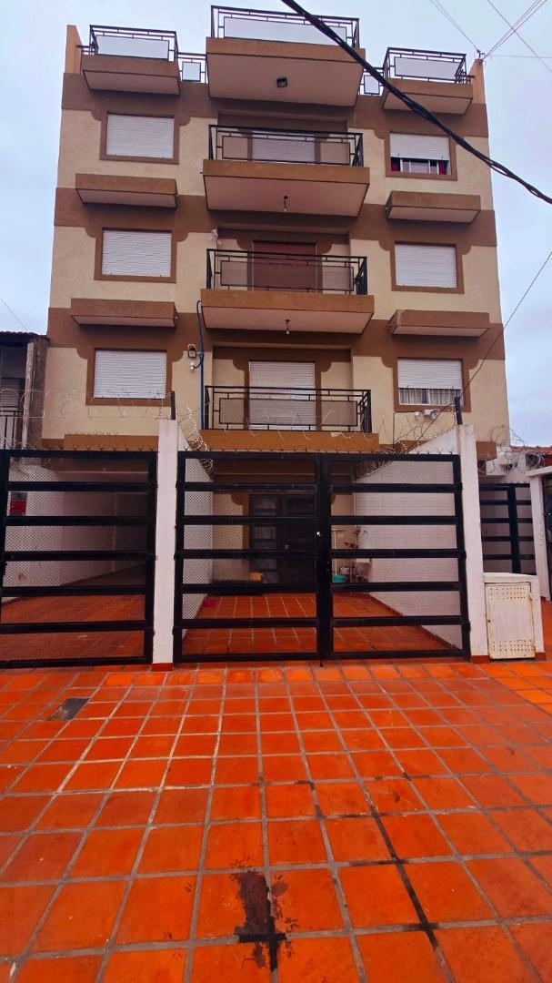 DEPARTAMENTO MONOAMBIENTE CON COCHERA VENTA VILLA LUZURIAGA