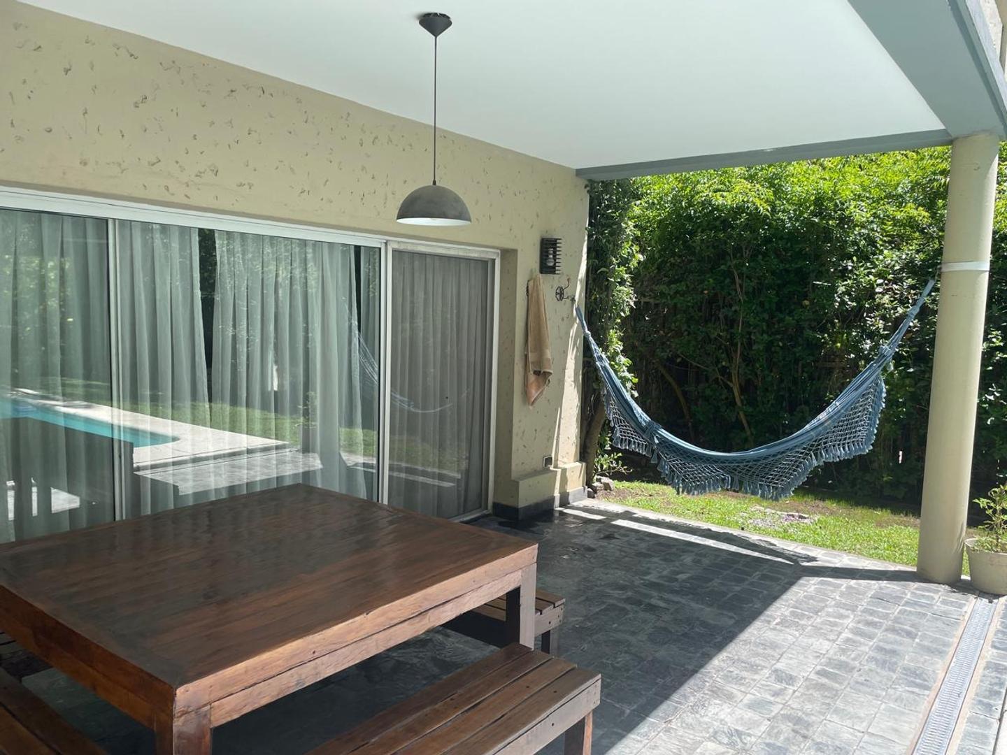 Casa en Alquiler Temporal de 4 dormitorios