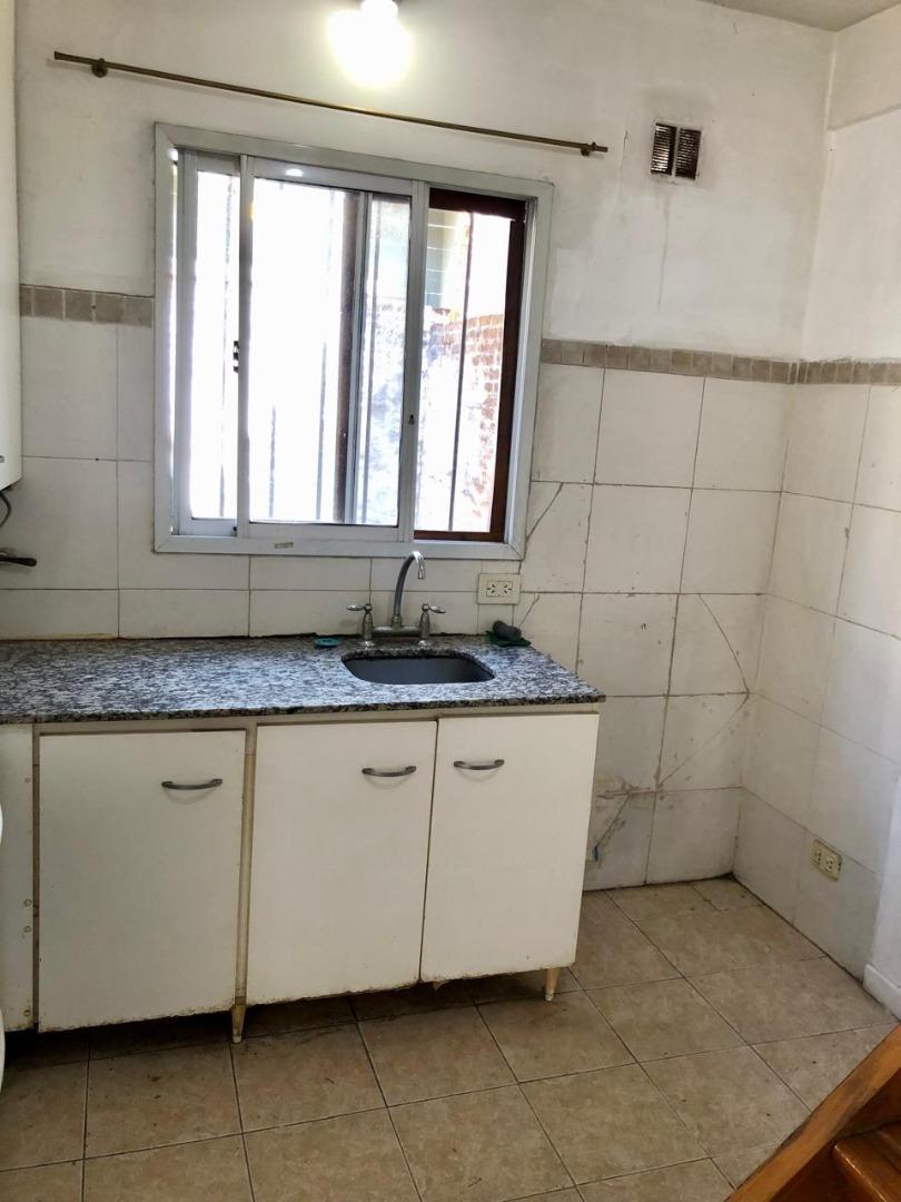 Depto Tipo Casa en Venta con 1 cocheras